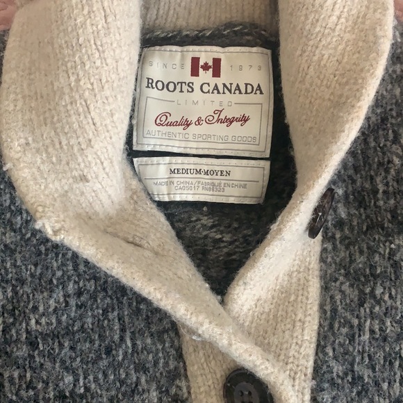 Wool sweater by Roots - Picture 3 of 4